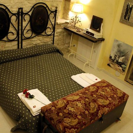 B&B Sottocoperta Bisceglie Buitenkant foto